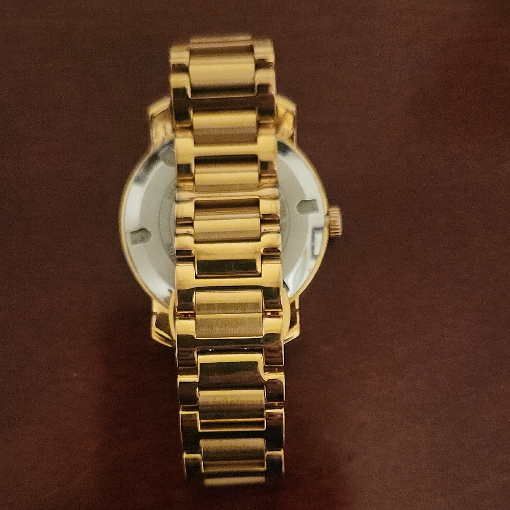 Gold tone Movado BOLD Watch - Picture 4 of 5